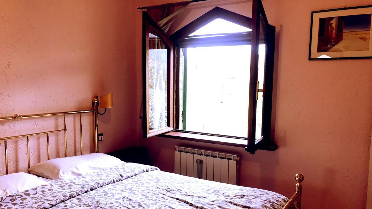 Costacciaro Pian D'Isola Bed & Breakfast エクステリア 写真